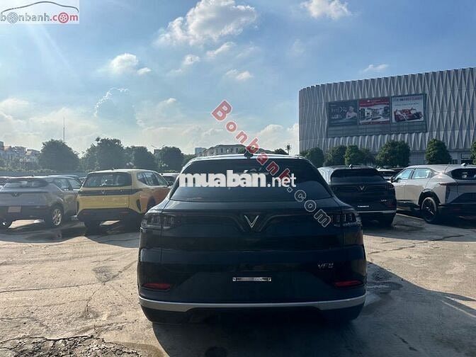VinFast VF8 Eco AWD 2023 - 750 Triệu