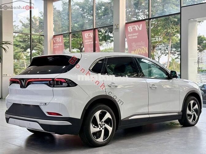 VinFast VF8 Eco AWD 2024 - 880 Triệu