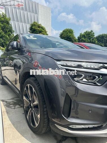 VinFast VF8 Plus AWD 2024 - 999 Triệu