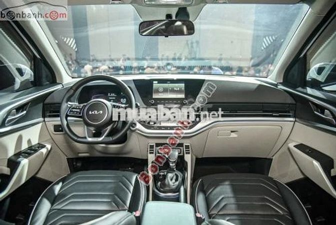 Kia Carens 1.5G Luxury 2025