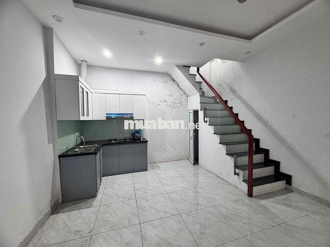 CHÍNH CHỦ CHO THUÊ NHÀ NGUYÊN CĂN KIM NGƯU 10,5tr