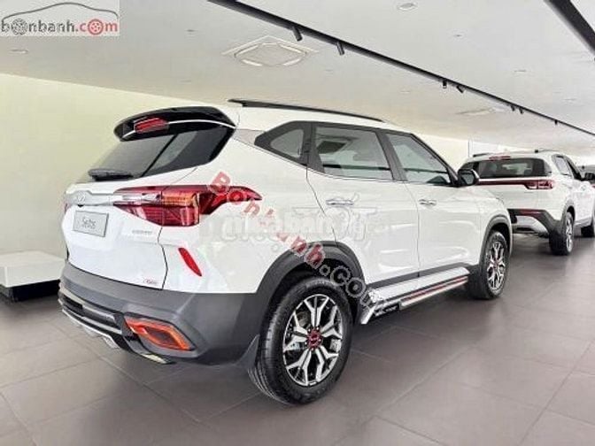 Kia Seltos Luxury 1.4 AT 2024