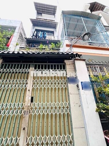 Giảm sâu còn 5.55 tỷ – Nhà 4 tầng 39m² Hoàng Hoa Thám gần Phan Đăng Lư
