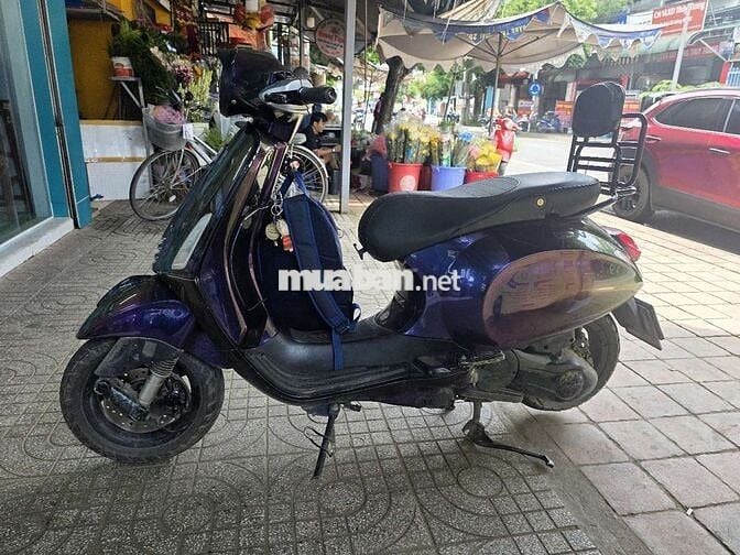 Vespa chính chủ ạ