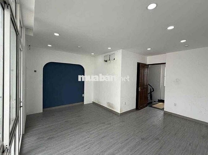 Siêu Hiếm Nhà Mặt Tiền Sư Vạn Hạnh Ngang 5,5m, Phường 10, Quận 10