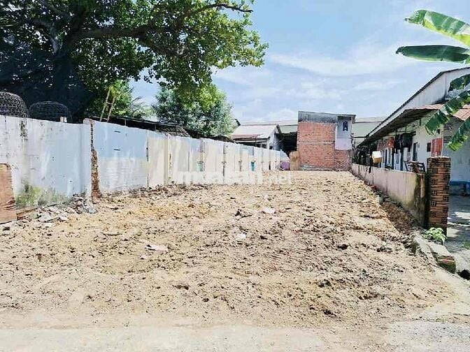 215M2 Full thổ cư ngay Metro ngang LỚN 7M chỉ 13.8 tỷ