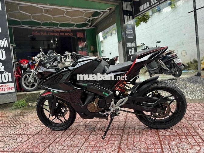 Bajaj Pulsar Rs200 2016 biển số thành phố