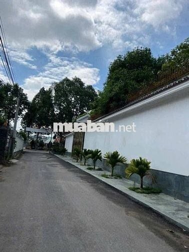 CHỐT NHANH LÔ ĐẤT ĐẸP GIÁ TỐT 890TR DT 110m2  NGAY TRUNG TÂM TÂN UYÊN