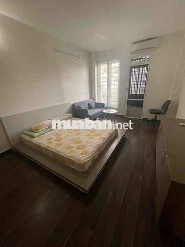 HẺM XE TẢI QUAY VÒNG 10m - NGANG 4 - SỔ VUÔNG - 3 TẦNG
