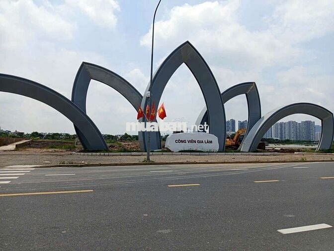 BÁN NHÀ NGÔ XUÂN QUẢNG 38M2- 5TẦNG- 3 NGỦ