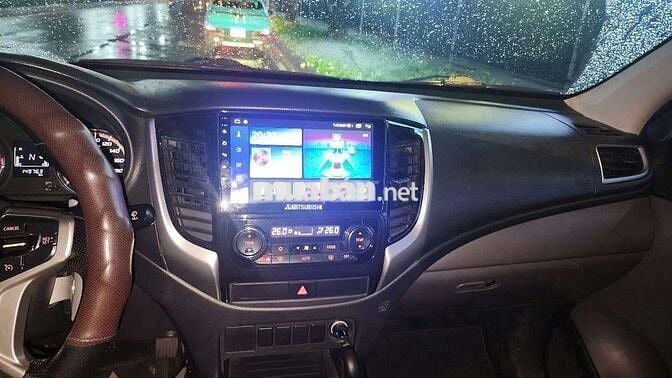 Mitsubishi tái pickup cabin kép 2017 bssg KQC KMG