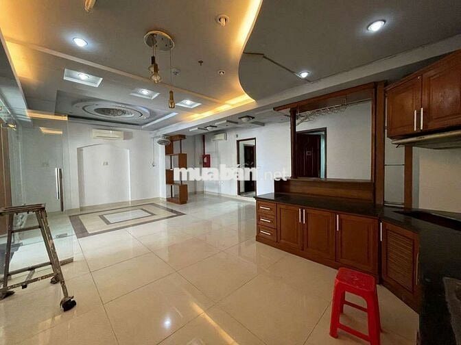 CHO THUÊ NGUYÊN TOÀ NHÀ VĂN PHÒNG 150M2 Q. BÌNH THẠNH