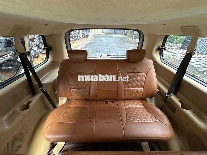 Hyundai Starex máy dầu 2017 9 Chỗ - Gia đình dùng