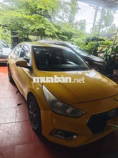 Hyundai accent 2018 1.4 CVT - 125000 km