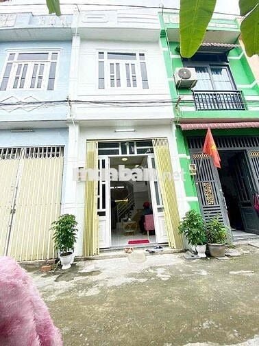 nhà 1 trệt 1 lầu hẻm xe hơi 3x8 đẹp mê li q12