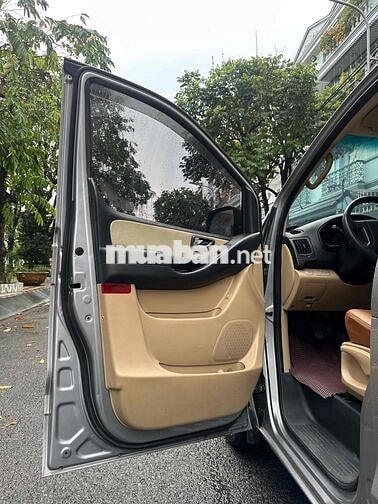 Hyundai Starex máy dầu 2017 9 Chỗ - Gia đình dùng
