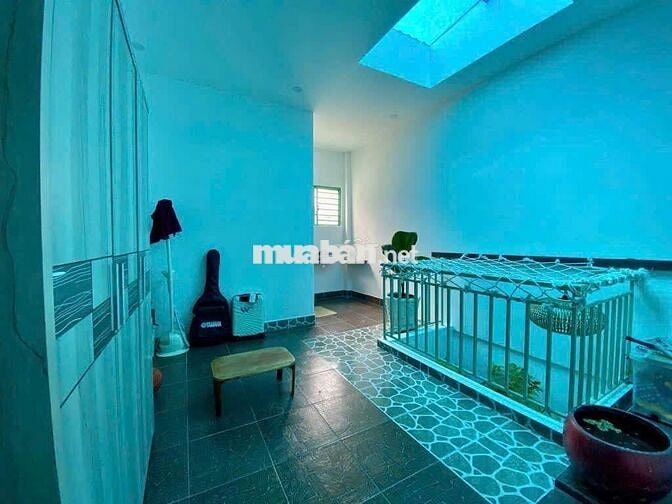 NHÀ 3 LẦU ĐẸP ÔNG ÍCH KHIÊM Q11 ( 4,1m x 20m)