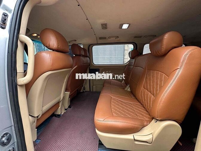 Hyundai Starex máy dầu 2017 9 Chỗ - Gia đình dùng
