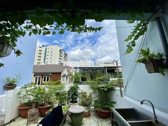 NHÀ 3 LẦU ĐẸP ÔNG ÍCH KHIÊM Q11 ( 4,1m x 20m)