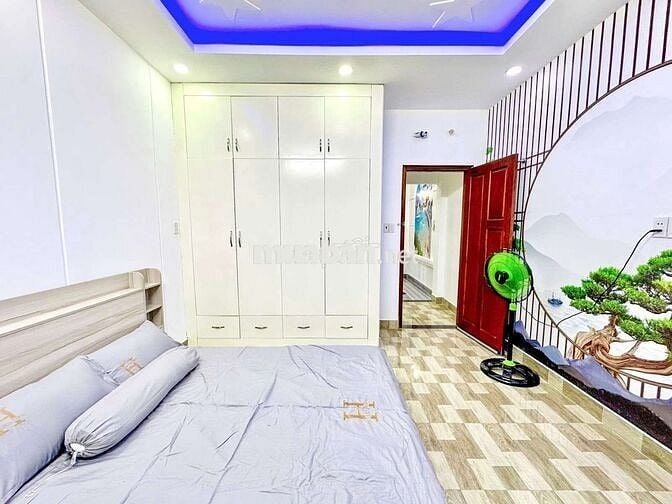 BÁN GẤP NHÀ ĐẸP LIÊN KHU 5-6 . HẺM 7M
🎉 4 TẦNG .GIÁ5TỶ5
📐DT: 4 x 15m