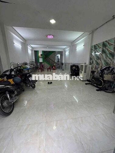 nhà chính chủ cần bán 5,5x18m 4 tầng hẻm xe hơi, đường Liên Khu 4 5