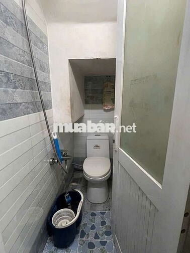 NHÀ 4 TẦNG ĐẸP (3m x 11m) THÁI PHIÊN P2 Q11