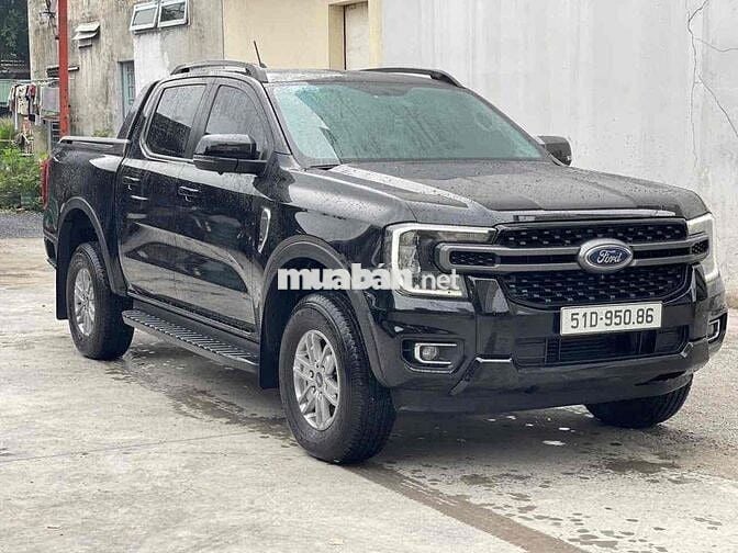 Ford Ranger 2024 XLS 2.0 4X2 AT - 20000 km