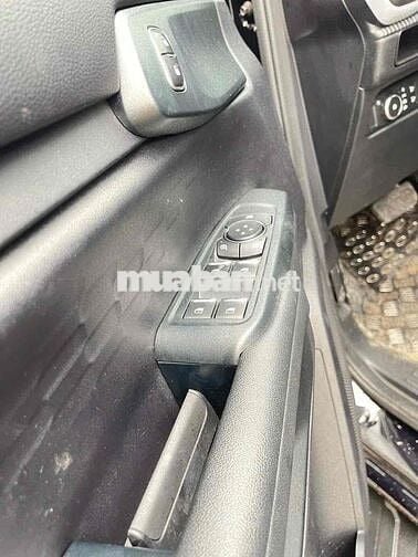 Ford Ranger 2024 XLS 2.0 4X2 AT - 20000 km