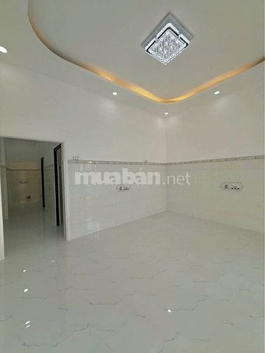 Chú Sáo gửi bán căn nhà Hóc Môn 2 xẹc Phan Văn Hớn Hóc Môn giá 780TR 