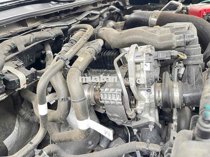 Ford Ranger 2024 XLS 2.0 4X2 AT - 20000 km