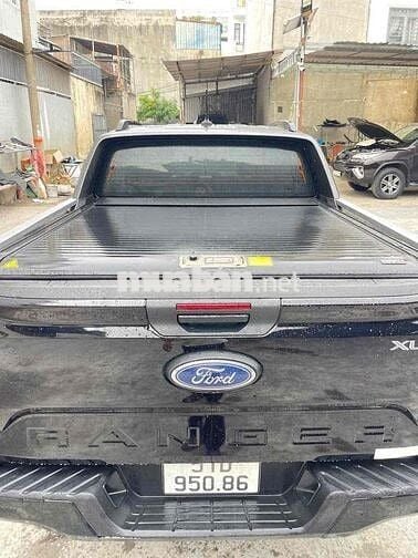 Ford Ranger 2024 XLS 2.0 4X2 AT - 20000 km