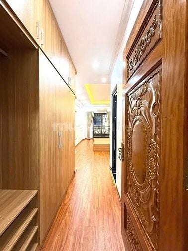 Cho thuê nhà ngõ 54 vũ trọng phụng 43m x6T thang máy