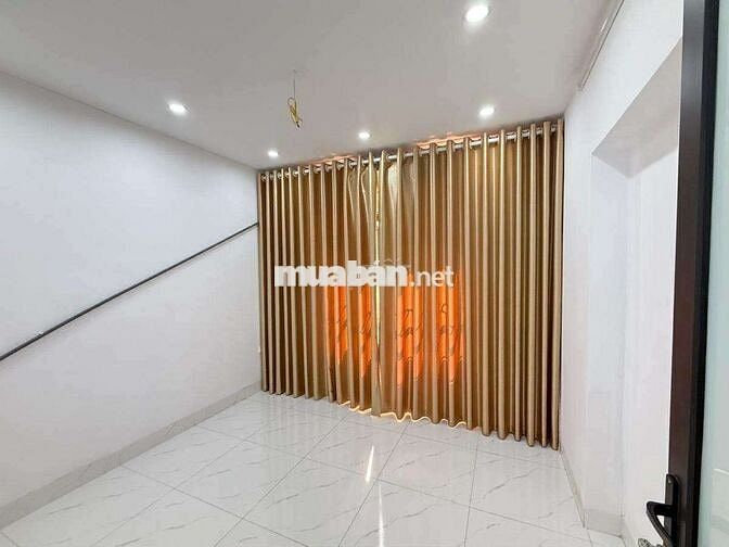 Thật 100%! TT Trương Định 2 thoáng 3N2WC BC rộng, bãi ô tô, mới ở ngay