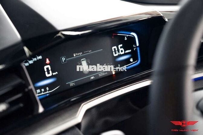 ☘️☘️ HUYNDAI CUSTIN 2.0T Sản xuất 2025 mới5.000 KM