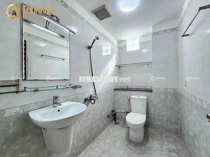 CĂN HỘ BAN CÔNG FULL NỘI THẤT NGAY TRUNG TÂM TÂN BÌNH