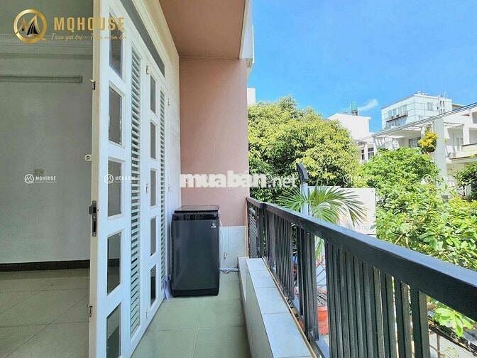 CĂN HỘ BAN CÔNG FULL NỘI THẤT NGAY TRUNG TÂM TÂN BÌNH