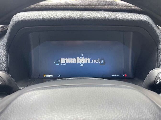 Ford Everest Titanium 4x2 AT 2024 - 5600 km