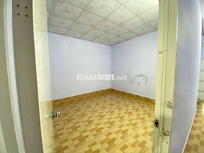 Cần bán gấp căn nhà cấp 4 ở Đ. Tân Hiệp 17, Hóc Môn 87m2 SHR giá 835tr
