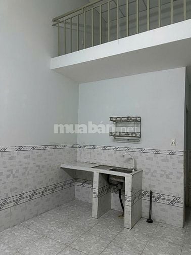 Cho thuê phòng Trần Thị Năm, Quận 12, 4x6m, có gác đúc, 2,2tr/tháng