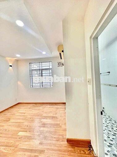 Cho Thuê Nhà Đẹp thuận tiện qua Eaon Mall Bình Tân