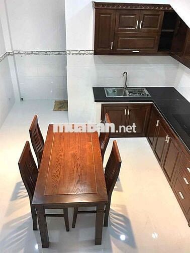 NHÀ 2 TẦNG LÔ GÓC LÂM THỊ HỐ Q12 - ĐƯỜNG OTO ĐẬU TRƯỚC NHÀ
