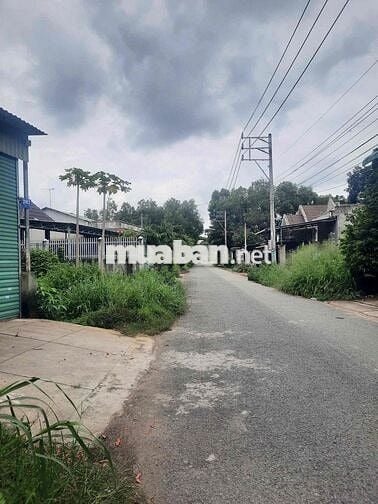 Bán nhà Mặt tiền nhựa Định Hòa, Thủ Dầu Một, Bình Dương