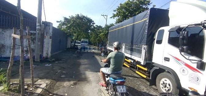 Bán Nhanh Nhà DT: 168m2- Chỉ 5 tỷ.Mặt Tiền Đường Kinh Doanh, TPHCM 