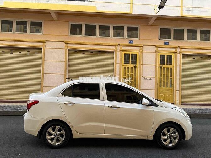 Hyundai Grand i10 2018 Sedan 1.2 MT - 135000 km