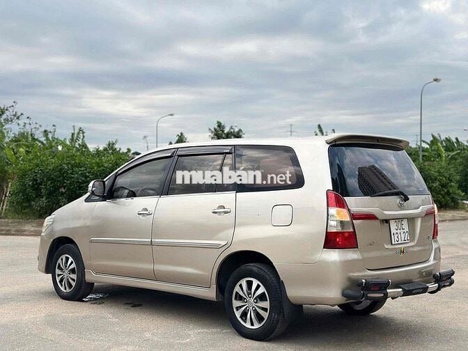 Toyota Innova 2016