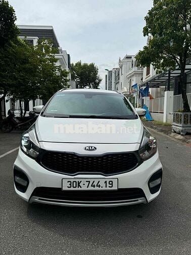 KIA RONDO 2.0AT SX 2018 MỚI XUẤT SẮC