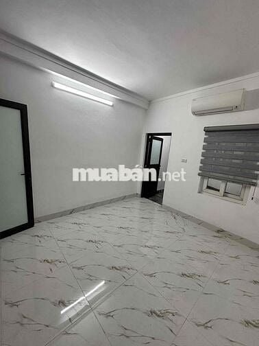 Chính chủ miễn TG bán nhà số 5 Ngõ 89 Thanh Lân, 30mx 4 tầng