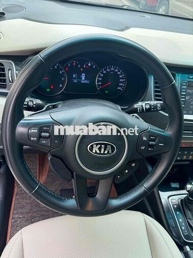 KIA RONDO 2.0AT SX 2018 MỚI XUẤT SẮC