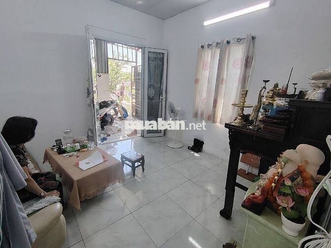 Nhà phố cấp 4. Tại Nguyễn Bình - Gần UB Huyện. Nhận nhà ngay