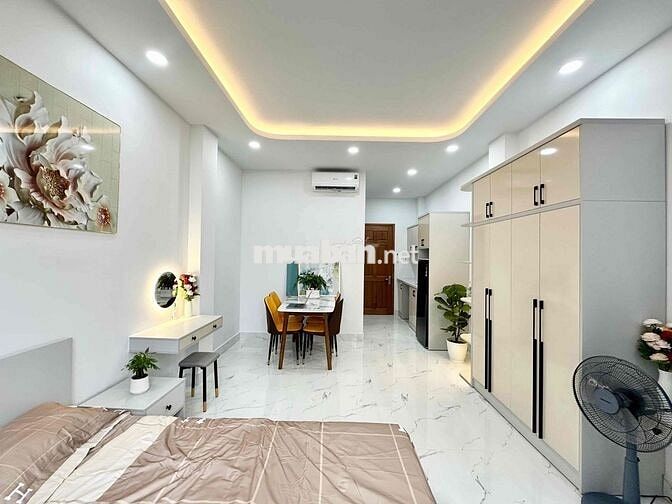 Căn Hộ Stu Ban Công 35m2 FullNT Có Thang Máy Ngay PXL, Ngã Tư PN